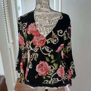 American Angel Floral Top‎